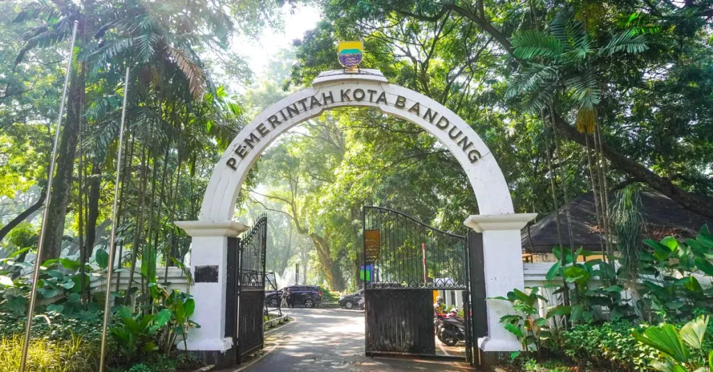 pembangunan data center ai – Pemerintah Bidik Pembangunan Data Center AI di Indonesia Timur, Apa Dampaknya bagi Masyarakat? — langkah proses